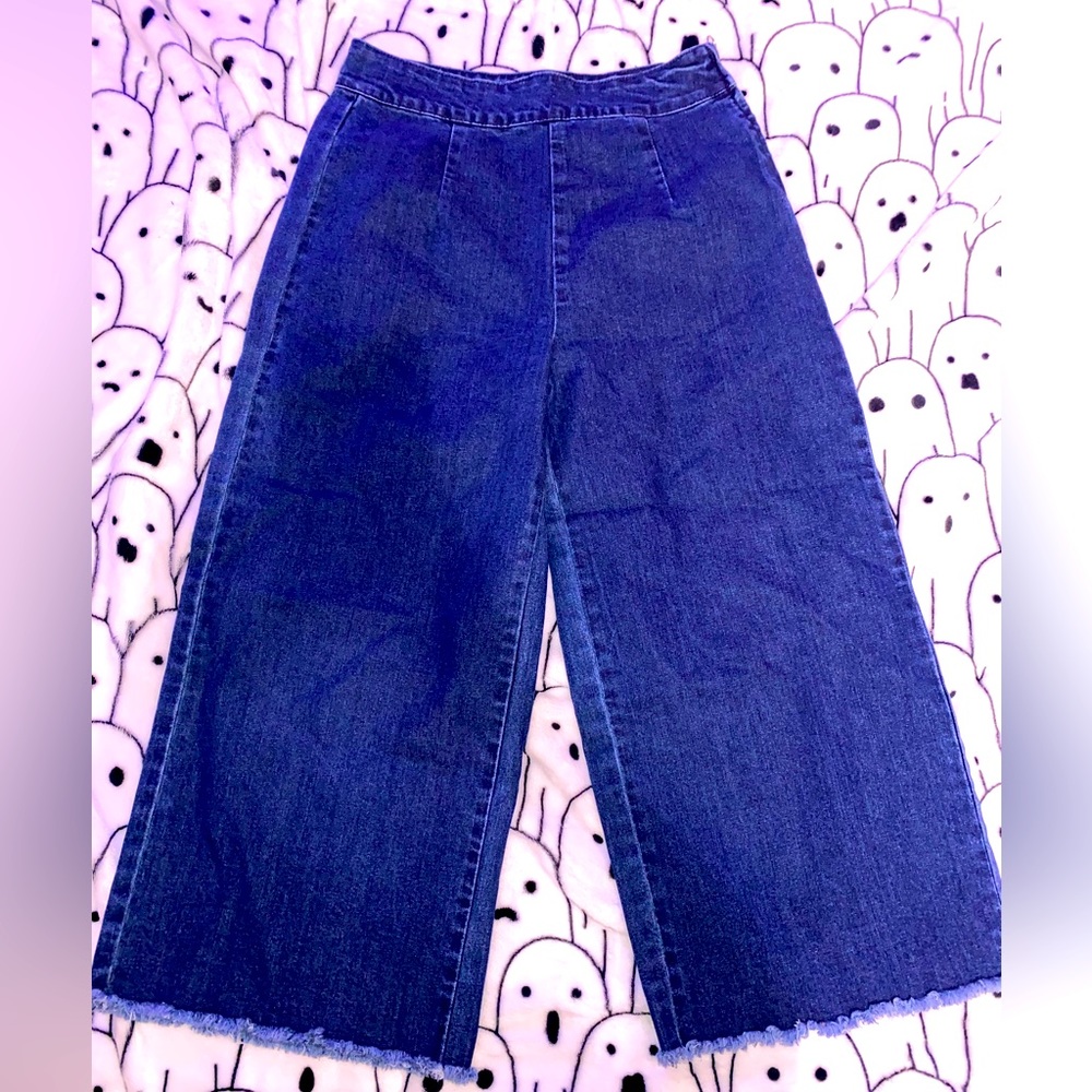 Wide leg cropped denim